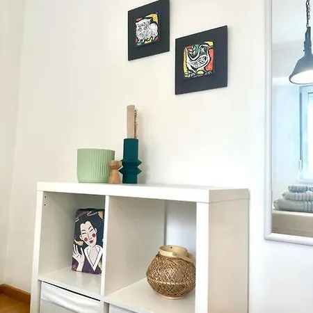 Urban 3 - For Modern Nomads Apartment *