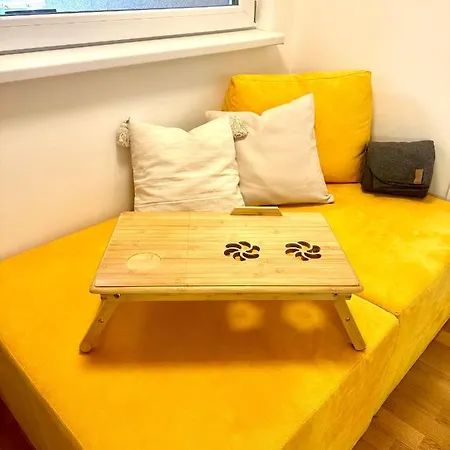 Urban 3 - For Modern Nomads Apartment *